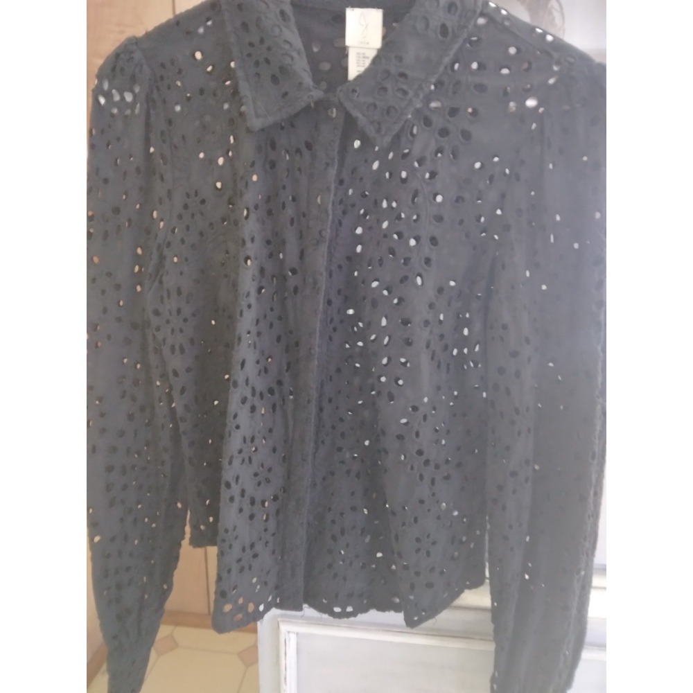 Joie Black Eyelet Cotton cropped Button Down Top Size Small  Long Sleeve
